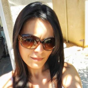 Meet your Posher, Erika